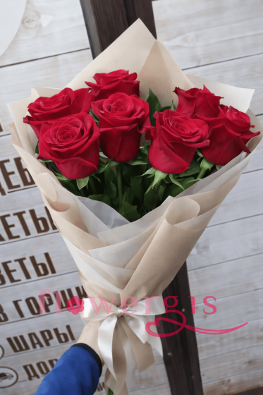 Хит из красных роз